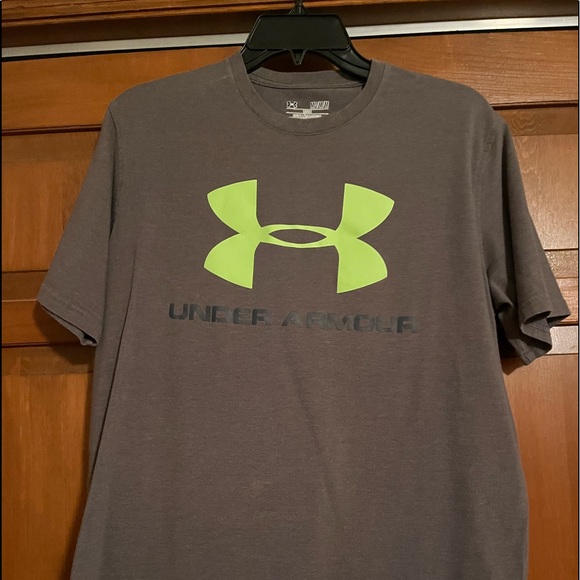 Under Armour Other - 4/$25 Under Armour HeatGear Men's Medium Loose Fit Gray Short Sleeve T Shirt
